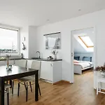 Mia Cozy With Stunning Views, Parking & Ac By Easybnb Premium * Prag