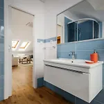 Mia Cozy With Stunning Views, Parking & Ac By Easybnb Premium *