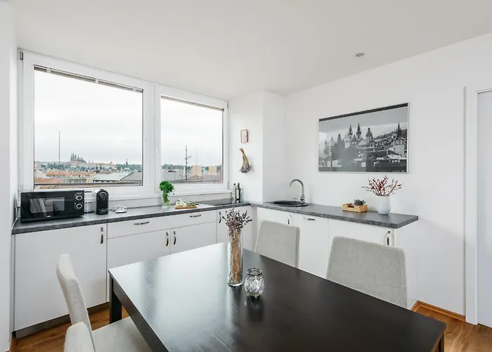 Apartmán Mia Cozy With Castle View, Parking & Ac Praha