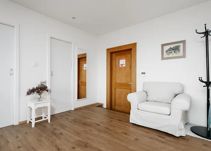 Apartment Mia Cozy With Castle View, Parking & Ac Prague