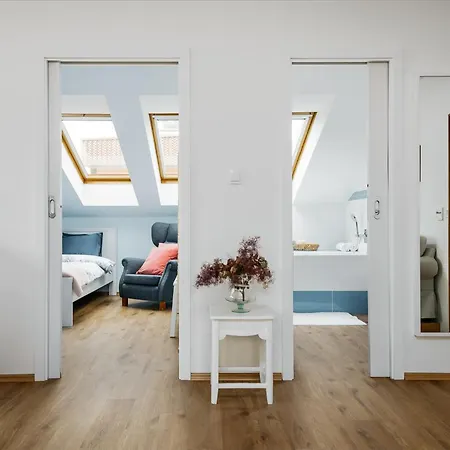 Mia Cozy With Stunning Views, Parking & Ac By Easybnb Premium Apartment Prag