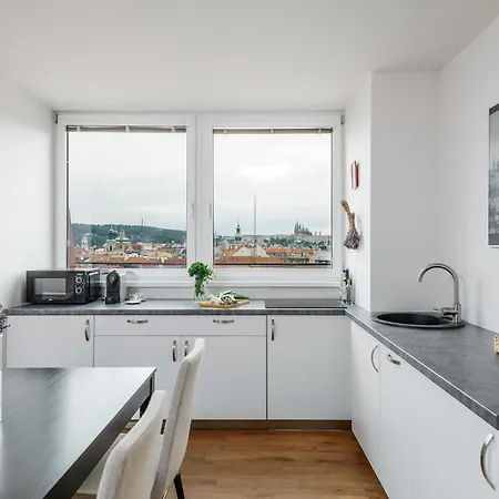 Mia Cozy With Stunning Views, Parking & Ac By Easybnb Premium Praga