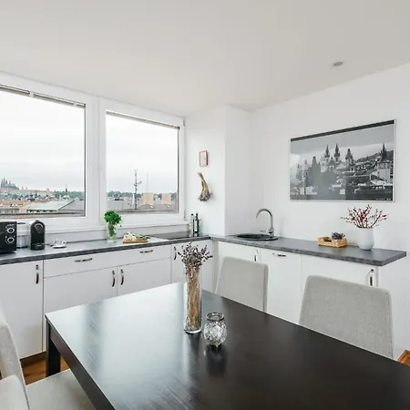 Apartament Mia Cozy With Stunning Views, Parking & Ac By Easybnb Premium Praga