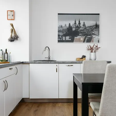 Lägenhet Mia Cozy With Stunning Views, Parking & Ac By Easybnb Premium Prag